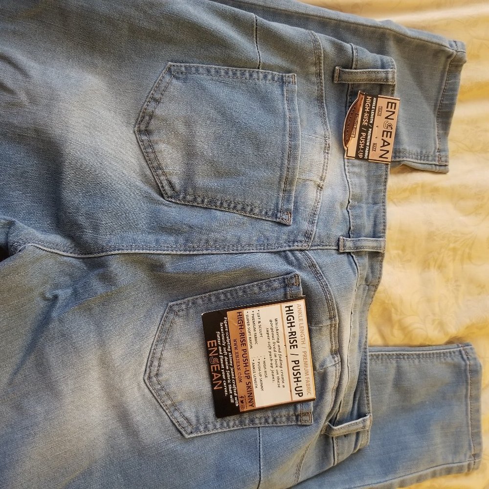 NWT Enjean Denim